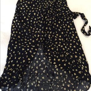 Maternity wrap skirt